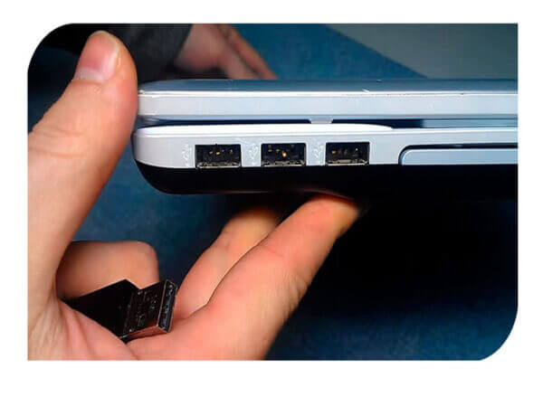 ЗАМЕНА USB � АЗЪЕМА ноутбука